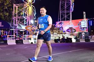 BIB: 6102, 179, 320
                            <button type="button" onclick="openModal(20765701)" class="btn btn-primary btn-sm float-right btn-popup" data-toggle="modal" data-target=".modal-high-quality">
                        <i class="fas fa-shopping-cart"></i> Add to Cart
                    </button>
                                            <button type="button" onclick="isThisMe(20765701, true)" class="btn btn-success btn-sm float-right btn-popup btn-isme hidden" data-toggle="tooltip" data-placement="bottom" title="นี่คือรูปของคุณใช่ไหม คลิกที่นี่เพื่อเอาเข้าอัลบั้ม">
                        <i class="fas fa-plus"></i> Add to album
                    </button>
                    <button type="button" onclick="isThisMe(20765701, false)" class="btn btn-warning btn-sm float-right btn-popup btn-isnotme hidden">
                        <i class="fas fa-ban"></i> Remove from album
                    </button>
