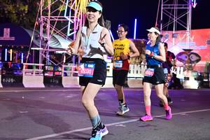 BIB: 6320, 45200, 4539
                            <button type="button" onclick="openModal(20707385)" class="btn btn-primary btn-sm float-right btn-popup" data-toggle="modal" data-target=".modal-high-quality">
                        <i class="fas fa-shopping-cart"></i> Add to Cart
                    </button>
                                            <button type="button" onclick="isThisMe(20707385, true)" class="btn btn-success btn-sm float-right btn-popup btn-isme hidden" data-toggle="tooltip" data-placement="bottom" title="นี่คือรูปของคุณใช่ไหม คลิกที่นี่เพื่อเอาเข้าอัลบั้ม">
                        <i class="fas fa-plus"></i> Add to album
                    </button>
                    <button type="button" onclick="isThisMe(20707385, false)" class="btn btn-warning btn-sm float-right btn-popup btn-isnotme hidden">
                        <i class="fas fa-ban"></i> Remove from album
                    </button>