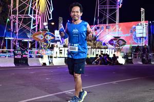 BIB: 40681, 0430
                            <button type="button" onclick="openModal(20739128)" class="btn btn-primary btn-sm float-right btn-popup" data-toggle="modal" data-target=".modal-high-quality">
                        <i class="fas fa-shopping-cart"></i> Add to Cart
                    </button>
                                            <button type="button" onclick="isThisMe(20739128, true)" class="btn btn-success btn-sm float-right btn-popup btn-isme hidden" data-toggle="tooltip" data-placement="bottom" title="นี่คือรูปของคุณใช่ไหม คลิกที่นี่เพื่อเอาเข้าอัลบั้ม">
                        <i class="fas fa-plus"></i> Add to album
                    </button>
                    <button type="button" onclick="isThisMe(20739128, false)" class="btn btn-warning btn-sm float-right btn-popup btn-isnotme hidden">
                        <i class="fas fa-ban"></i> Remove from album
                    </button>