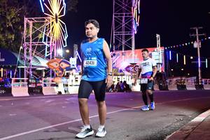 BIB: 0319
                            <button type="button" onclick="openModal(20720300)" class="btn btn-primary btn-sm float-right btn-popup" data-toggle="modal" data-target=".modal-high-quality">
                        <i class="fas fa-shopping-cart"></i> Add to Cart
                    </button>
                                            <button type="button" onclick="isThisMe(20720300, true)" class="btn btn-success btn-sm float-right btn-popup btn-isme hidden" data-toggle="tooltip" data-placement="bottom" title="นี่คือรูปของคุณใช่ไหม คลิกที่นี่เพื่อเอาเข้าอัลบั้ม">
                        <i class="fas fa-plus"></i> Add to album
                    </button>
                    <button type="button" onclick="isThisMe(20720300, false)" class="btn btn-warning btn-sm float-right btn-popup btn-isnotme hidden">
                        <i class="fas fa-ban"></i> Remove from album
                    </button>
