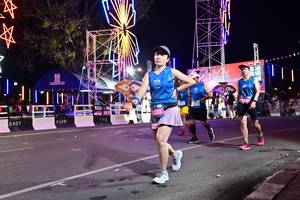 BIB: 0809, 269
                            <button type="button" onclick="openModal(20908374)" class="btn btn-primary btn-sm float-right btn-popup" data-toggle="modal" data-target=".modal-high-quality">
                        <i class="fas fa-shopping-cart"></i> Add to Cart
                    </button>
                                            <button type="button" onclick="isThisMe(20908374, true)" class="btn btn-success btn-sm float-right btn-popup btn-isme hidden" data-toggle="tooltip" data-placement="bottom" title="นี่คือรูปของคุณใช่ไหม คลิกที่นี่เพื่อเอาเข้าอัลบั้ม">
                        <i class="fas fa-plus"></i> Add to album
                    </button>
                    <button type="button" onclick="isThisMe(20908374, false)" class="btn btn-warning btn-sm float-right btn-popup btn-isnotme hidden">
                        <i class="fas fa-ban"></i> Remove from album
                    </button>