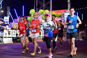 BIB: 13015, 45558, 43602
                            <button type="button" onclick="openModal(20900274)" class="btn btn-primary btn-sm float-right btn-popup" data-toggle="modal" data-target=".modal-high-quality">
                        <i class="fas fa-shopping-cart"></i> Add to Cart
                    </button>
                                            <button type="button" onclick="isThisMe(20900274, true)" class="btn btn-success btn-sm float-right btn-popup btn-isme hidden" data-toggle="tooltip" data-placement="bottom" title="นี่คือรูปของคุณใช่ไหม คลิกที่นี่เพื่อเอาเข้าอัลบั้ม">
                        <i class="fas fa-plus"></i> Add to album
                    </button>
                    <button type="button" onclick="isThisMe(20900274, false)" class="btn btn-warning btn-sm float-right btn-popup btn-isnotme hidden">
                        <i class="fas fa-ban"></i> Remove from album
                    </button>