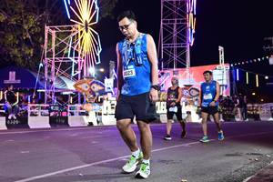 BIB: 0320, 2319, 4023
                            <button type="button" onclick="openModal(20872833)" class="btn btn-primary btn-sm float-right btn-popup" data-toggle="modal" data-target=".modal-high-quality">
                        <i class="fas fa-shopping-cart"></i> Add to Cart
                    </button>
                                            <button type="button" onclick="isThisMe(20872833, true)" class="btn btn-success btn-sm float-right btn-popup btn-isme hidden" data-toggle="tooltip" data-placement="bottom" title="นี่คือรูปของคุณใช่ไหม คลิกที่นี่เพื่อเอาเข้าอัลบั้ม">
                        <i class="fas fa-plus"></i> Add to album
                    </button>
                    <button type="button" onclick="isThisMe(20872833, false)" class="btn btn-warning btn-sm float-right btn-popup btn-isnotme hidden">
                        <i class="fas fa-ban"></i> Remove from album
                    </button>