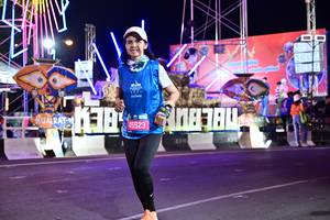 BIB: 201, 45523
                            <button type="button" onclick="openModal(20873913)" class="btn btn-primary btn-sm float-right btn-popup" data-toggle="modal" data-target=".modal-high-quality">
                        <i class="fas fa-shopping-cart"></i> Add to Cart
                    </button>
                                            <button type="button" onclick="isThisMe(20873913, true)" class="btn btn-success btn-sm float-right btn-popup btn-isme hidden" data-toggle="tooltip" data-placement="bottom" title="นี่คือรูปของคุณใช่ไหม คลิกที่นี่เพื่อเอาเข้าอัลบั้ม">
                        <i class="fas fa-plus"></i> Add to album
                    </button>
                    <button type="button" onclick="isThisMe(20873913, false)" class="btn btn-warning btn-sm float-right btn-popup btn-isnotme hidden">
                        <i class="fas fa-ban"></i> Remove from album
                    </button>