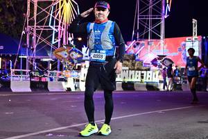 BIB: 3319, 41959, 111
                            <button type="button" onclick="openModal(20905386)" class="btn btn-primary btn-sm float-right btn-popup" data-toggle="modal" data-target=".modal-high-quality">
                        <i class="fas fa-shopping-cart"></i> Add to Cart
                    </button>
                                            <button type="button" onclick="isThisMe(20905386, true)" class="btn btn-success btn-sm float-right btn-popup btn-isme hidden" data-toggle="tooltip" data-placement="bottom" title="นี่คือรูปของคุณใช่ไหม คลิกที่นี่เพื่อเอาเข้าอัลบั้ม">
                        <i class="fas fa-plus"></i> Add to album
                    </button>
                    <button type="button" onclick="isThisMe(20905386, false)" class="btn btn-warning btn-sm float-right btn-popup btn-isnotme hidden">
                        <i class="fas fa-ban"></i> Remove from album
                    </button>
