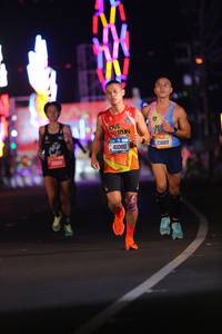 BIB: 25519, 41080, 21889
                            <button type="button" onclick="openModal(20947653)" class="btn btn-primary btn-sm float-right btn-popup" data-toggle="modal" data-target=".modal-high-quality">
                        <i class="fas fa-shopping-cart"></i> Add to Cart
                    </button>
                                            <button type="button" onclick="isThisMe(20947653, true)" class="btn btn-success btn-sm float-right btn-popup btn-isme hidden" data-toggle="tooltip" data-placement="bottom" title="นี่คือรูปของคุณใช่ไหม คลิกที่นี่เพื่อเอาเข้าอัลบั้ม">
                        <i class="fas fa-plus"></i> Add to album
                    </button>
                    <button type="button" onclick="isThisMe(20947653, false)" class="btn btn-warning btn-sm float-right btn-popup btn-isnotme hidden">
                        <i class="fas fa-ban"></i> Remove from album
                    </button>