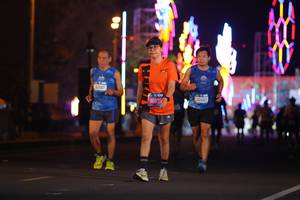 BIB: 2882, 46039, 26827
                            <button type="button" onclick="openModal(21539185)" class="btn btn-primary btn-sm float-right btn-popup" data-toggle="modal" data-target=".modal-high-quality">
                        <i class="fas fa-shopping-cart"></i> Add to Cart
                    </button>
                                            <button type="button" onclick="isThisMe(21539185, true)" class="btn btn-success btn-sm float-right btn-popup btn-isme hidden" data-toggle="tooltip" data-placement="bottom" title="นี่คือรูปของคุณใช่ไหม คลิกที่นี่เพื่อเอาเข้าอัลบั้ม">
                        <i class="fas fa-plus"></i> Add to album
                    </button>
                    <button type="button" onclick="isThisMe(21539185, false)" class="btn btn-warning btn-sm float-right btn-popup btn-isnotme hidden">
                        <i class="fas fa-ban"></i> Remove from album
                    </button>