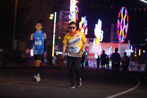 BIB: 42242, 2020, 40889
                            <button type="button" onclick="openModal(21600197)" class="btn btn-primary btn-sm float-right btn-popup" data-toggle="modal" data-target=".modal-high-quality">
                        <i class="fas fa-shopping-cart"></i> Add to Cart
                    </button>
                                            <button type="button" onclick="isThisMe(21600197, true)" class="btn btn-success btn-sm float-right btn-popup btn-isme hidden" data-toggle="tooltip" data-placement="bottom" title="นี่คือรูปของคุณใช่ไหม คลิกที่นี่เพื่อเอาเข้าอัลบั้ม">
                        <i class="fas fa-plus"></i> Add to album
                    </button>
                    <button type="button" onclick="isThisMe(21600197, false)" class="btn btn-warning btn-sm float-right btn-popup btn-isnotme hidden">
                        <i class="fas fa-ban"></i> Remove from album
                    </button>