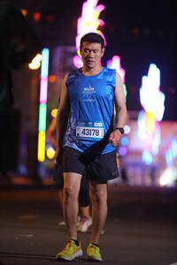 BIB: 201, 43178
                            <button type="button" onclick="openModal(21601196)" class="btn btn-primary btn-sm float-right btn-popup" data-toggle="modal" data-target=".modal-high-quality">
                        <i class="fas fa-shopping-cart"></i> Add to Cart
                    </button>
                                            <button type="button" onclick="isThisMe(21601196, true)" class="btn btn-success btn-sm float-right btn-popup btn-isme hidden" data-toggle="tooltip" data-placement="bottom" title="นี่คือรูปของคุณใช่ไหม คลิกที่นี่เพื่อเอาเข้าอัลบั้ม">
                        <i class="fas fa-plus"></i> Add to album
                    </button>
                    <button type="button" onclick="isThisMe(21601196, false)" class="btn btn-warning btn-sm float-right btn-popup btn-isnotme hidden">
                        <i class="fas fa-ban"></i> Remove from album
                    </button>