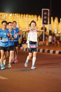 BIB: 41537, 45346
                            <button type="button" onclick="openModal(21650916)" class="btn btn-primary btn-sm float-right btn-popup" data-toggle="modal" data-target=".modal-high-quality">
                        <i class="fas fa-shopping-cart"></i> Add to Cart
                    </button>
                                            <button type="button" onclick="isThisMe(21650916, true)" class="btn btn-success btn-sm float-right btn-popup btn-isme hidden" data-toggle="tooltip" data-placement="bottom" title="นี่คือรูปของคุณใช่ไหม คลิกที่นี่เพื่อเอาเข้าอัลบั้ม">
                        <i class="fas fa-plus"></i> Add to album
                    </button>
                    <button type="button" onclick="isThisMe(21650916, false)" class="btn btn-warning btn-sm float-right btn-popup btn-isnotme hidden">
                        <i class="fas fa-ban"></i> Remove from album
                    </button>