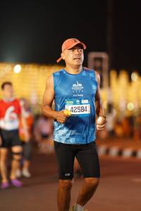 BIB: 202, 42584
                            <button type="button" onclick="openModal(21648270)" class="btn btn-primary btn-sm float-right btn-popup" data-toggle="modal" data-target=".modal-high-quality">
                        <i class="fas fa-shopping-cart"></i> Add to Cart
                    </button>
                                            <button type="button" onclick="isThisMe(21648270, true)" class="btn btn-success btn-sm float-right btn-popup btn-isme hidden" data-toggle="tooltip" data-placement="bottom" title="นี่คือรูปของคุณใช่ไหม คลิกที่นี่เพื่อเอาเข้าอัลบั้ม">
                        <i class="fas fa-plus"></i> Add to album
                    </button>
                    <button type="button" onclick="isThisMe(21648270, false)" class="btn btn-warning btn-sm float-right btn-popup btn-isnotme hidden">
                        <i class="fas fa-ban"></i> Remove from album
                    </button>