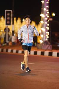 BIB: 543
                            <button type="button" onclick="openModal(21657894)" class="btn btn-primary btn-sm float-right btn-popup" data-toggle="modal" data-target=".modal-high-quality">
                        <i class="fas fa-shopping-cart"></i> Add to Cart
                    </button>
                                            <button type="button" onclick="isThisMe(21657894, true)" class="btn btn-success btn-sm float-right btn-popup btn-isme hidden" data-toggle="tooltip" data-placement="bottom" title="นี่คือรูปของคุณใช่ไหม คลิกที่นี่เพื่อเอาเข้าอัลบั้ม">
                        <i class="fas fa-plus"></i> Add to album
                    </button>
                    <button type="button" onclick="isThisMe(21657894, false)" class="btn btn-warning btn-sm float-right btn-popup btn-isnotme hidden">
                        <i class="fas fa-ban"></i> Remove from album
                    </button>