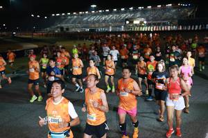 BIB: 21885, 2291, 23402
                            <button type="button" onclick="openModal(20861601)" class="btn btn-primary btn-sm float-right btn-popup" data-toggle="modal" data-target=".modal-high-quality">
                        <i class="fas fa-shopping-cart"></i> Add to Cart
                    </button>
                                            <button type="button" onclick="isThisMe(20861601, true)" class="btn btn-success btn-sm float-right btn-popup btn-isme hidden" data-toggle="tooltip" data-placement="bottom" title="นี่คือรูปของคุณใช่ไหม คลิกที่นี่เพื่อเอาเข้าอัลบั้ม">
                        <i class="fas fa-plus"></i> Add to album
                    </button>
                    <button type="button" onclick="isThisMe(20861601, false)" class="btn btn-warning btn-sm float-right btn-popup btn-isnotme hidden">
                        <i class="fas fa-ban"></i> Remove from album
                    </button>