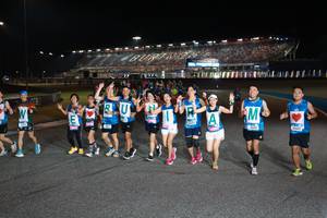 BIB: 750, 42000
                            <button type="button" onclick="openModal(20796911)" class="btn btn-primary btn-sm float-right btn-popup" data-toggle="modal" data-target=".modal-high-quality">
                        <i class="fas fa-shopping-cart"></i> Add to Cart
                    </button>
                                            <button type="button" onclick="isThisMe(20796911, true)" class="btn btn-success btn-sm float-right btn-popup btn-isme hidden" data-toggle="tooltip" data-placement="bottom" title="นี่คือรูปของคุณใช่ไหม คลิกที่นี่เพื่อเอาเข้าอัลบั้ม">
                        <i class="fas fa-plus"></i> Add to album
                    </button>
                    <button type="button" onclick="isThisMe(20796911, false)" class="btn btn-warning btn-sm float-right btn-popup btn-isnotme hidden">
                        <i class="fas fa-ban"></i> Remove from album
                    </button>