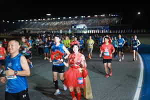 BIB: 6202
                            <button type="button" onclick="openModal(20772971)" class="btn btn-primary btn-sm float-right btn-popup" data-toggle="modal" data-target=".modal-high-quality">
                        <i class="fas fa-shopping-cart"></i> Add to Cart
                    </button>
                                            <button type="button" onclick="isThisMe(20772971, true)" class="btn btn-success btn-sm float-right btn-popup btn-isme hidden" data-toggle="tooltip" data-placement="bottom" title="นี่คือรูปของคุณใช่ไหม คลิกที่นี่เพื่อเอาเข้าอัลบั้ม">
                        <i class="fas fa-plus"></i> Add to album
                    </button>
                    <button type="button" onclick="isThisMe(20772971, false)" class="btn btn-warning btn-sm float-right btn-popup btn-isnotme hidden">
                        <i class="fas fa-ban"></i> Remove from album
                    </button>