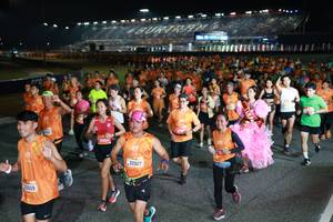 BIB: 23609, 25024, 22927
                            <button type="button" onclick="openModal(20885825)" class="btn btn-primary btn-sm float-right btn-popup" data-toggle="modal" data-target=".modal-high-quality">
                        <i class="fas fa-shopping-cart"></i> Add to Cart
                    </button>
                                            <button type="button" onclick="isThisMe(20885825, true)" class="btn btn-success btn-sm float-right btn-popup btn-isme hidden" data-toggle="tooltip" data-placement="bottom" title="นี่คือรูปของคุณใช่ไหม คลิกที่นี่เพื่อเอาเข้าอัลบั้ม">
                        <i class="fas fa-plus"></i> Add to album
                    </button>
                    <button type="button" onclick="isThisMe(20885825, false)" class="btn btn-warning btn-sm float-right btn-popup btn-isnotme hidden">
                        <i class="fas fa-ban"></i> Remove from album
                    </button>