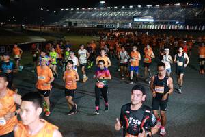BIB: 22930
                            <button type="button" onclick="openModal(20865842)" class="btn btn-primary btn-sm float-right btn-popup" data-toggle="modal" data-target=".modal-high-quality">
                        <i class="fas fa-shopping-cart"></i> Add to Cart
                    </button>
                                            <button type="button" onclick="isThisMe(20865842, true)" class="btn btn-success btn-sm float-right btn-popup btn-isme hidden" data-toggle="tooltip" data-placement="bottom" title="นี่คือรูปของคุณใช่ไหม คลิกที่นี่เพื่อเอาเข้าอัลบั้ม">
                        <i class="fas fa-plus"></i> Add to album
                    </button>
                    <button type="button" onclick="isThisMe(20865842, false)" class="btn btn-warning btn-sm float-right btn-popup btn-isnotme hidden">
                        <i class="fas fa-ban"></i> Remove from album
                    </button>