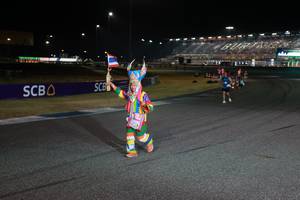 BIB: 
                            <button type="button" onclick="openModal(20803945)" class="btn btn-primary btn-sm float-right btn-popup" data-toggle="modal" data-target=".modal-high-quality">
                        <i class="fas fa-shopping-cart"></i> Add to Cart
                    </button>
                                            <button type="button" onclick="isThisMe(20803945, true)" class="btn btn-success btn-sm float-right btn-popup btn-isme hidden" data-toggle="tooltip" data-placement="bottom" title="นี่คือรูปของคุณใช่ไหม คลิกที่นี่เพื่อเอาเข้าอัลบั้ม">
                        <i class="fas fa-plus"></i> Add to album
                    </button>
                    <button type="button" onclick="isThisMe(20803945, false)" class="btn btn-warning btn-sm float-right btn-popup btn-isnotme hidden">
                        <i class="fas fa-ban"></i> Remove from album
                    </button>