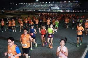 BIB: 09222
                            <button type="button" onclick="openModal(20862325)" class="btn btn-primary btn-sm float-right btn-popup" data-toggle="modal" data-target=".modal-high-quality">
                        <i class="fas fa-shopping-cart"></i> Add to Cart
                    </button>
                                            <button type="button" onclick="isThisMe(20862325, true)" class="btn btn-success btn-sm float-right btn-popup btn-isme hidden" data-toggle="tooltip" data-placement="bottom" title="นี่คือรูปของคุณใช่ไหม คลิกที่นี่เพื่อเอาเข้าอัลบั้ม">
                        <i class="fas fa-plus"></i> Add to album
                    </button>
                    <button type="button" onclick="isThisMe(20862325, false)" class="btn btn-warning btn-sm float-right btn-popup btn-isnotme hidden">
                        <i class="fas fa-ban"></i> Remove from album
                    </button>
