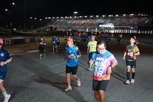 BIB: 4400
                            <button type="button" onclick="openModal(20791186)" class="btn btn-primary btn-sm float-right btn-popup" data-toggle="modal" data-target=".modal-high-quality">
                        <i class="fas fa-shopping-cart"></i> Add to Cart
                    </button>
                                            <button type="button" onclick="isThisMe(20791186, true)" class="btn btn-success btn-sm float-right btn-popup btn-isme hidden" data-toggle="tooltip" data-placement="bottom" title="นี่คือรูปของคุณใช่ไหม คลิกที่นี่เพื่อเอาเข้าอัลบั้ม">
                        <i class="fas fa-plus"></i> Add to album
                    </button>
                    <button type="button" onclick="isThisMe(20791186, false)" class="btn btn-warning btn-sm float-right btn-popup btn-isnotme hidden">
                        <i class="fas fa-ban"></i> Remove from album
                    </button>