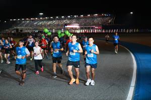 BIB: 43294
                            <button type="button" onclick="openModal(20778027)" class="btn btn-primary btn-sm float-right btn-popup" data-toggle="modal" data-target=".modal-high-quality">
                        <i class="fas fa-shopping-cart"></i> Add to Cart
                    </button>
                                            <button type="button" onclick="isThisMe(20778027, true)" class="btn btn-success btn-sm float-right btn-popup btn-isme hidden" data-toggle="tooltip" data-placement="bottom" title="นี่คือรูปของคุณใช่ไหม คลิกที่นี่เพื่อเอาเข้าอัลบั้ม">
                        <i class="fas fa-plus"></i> Add to album
                    </button>
                    <button type="button" onclick="isThisMe(20778027, false)" class="btn btn-warning btn-sm float-right btn-popup btn-isnotme hidden">
                        <i class="fas fa-ban"></i> Remove from album
                    </button>