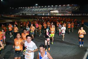 BIB: 022, 16112, 22337
                            <button type="button" onclick="openModal(20871193)" class="btn btn-primary btn-sm float-right btn-popup" data-toggle="modal" data-target=".modal-high-quality">
                        <i class="fas fa-shopping-cart"></i> Add to Cart
                    </button>
                                            <button type="button" onclick="isThisMe(20871193, true)" class="btn btn-success btn-sm float-right btn-popup btn-isme hidden" data-toggle="tooltip" data-placement="bottom" title="นี่คือรูปของคุณใช่ไหม คลิกที่นี่เพื่อเอาเข้าอัลบั้ม">
                        <i class="fas fa-plus"></i> Add to album
                    </button>
                    <button type="button" onclick="isThisMe(20871193, false)" class="btn btn-warning btn-sm float-right btn-popup btn-isnotme hidden">
                        <i class="fas fa-ban"></i> Remove from album
                    </button>