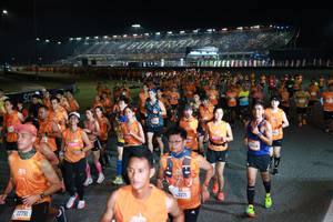 BIB: 22791, 3371, 8200
                            <button type="button" onclick="openModal(20880672)" class="btn btn-primary btn-sm float-right btn-popup" data-toggle="modal" data-target=".modal-high-quality">
                        <i class="fas fa-shopping-cart"></i> Add to Cart
                    </button>
                                            <button type="button" onclick="isThisMe(20880672, true)" class="btn btn-success btn-sm float-right btn-popup btn-isme hidden" data-toggle="tooltip" data-placement="bottom" title="นี่คือรูปของคุณใช่ไหม คลิกที่นี่เพื่อเอาเข้าอัลบั้ม">
                        <i class="fas fa-plus"></i> Add to album
                    </button>
                    <button type="button" onclick="isThisMe(20880672, false)" class="btn btn-warning btn-sm float-right btn-popup btn-isnotme hidden">
                        <i class="fas fa-ban"></i> Remove from album
                    </button>