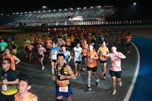 BIB: 9718, 21746, 2017
                            <button type="button" onclick="openModal(20867114)" class="btn btn-primary btn-sm float-right btn-popup" data-toggle="modal" data-target=".modal-high-quality">
                        <i class="fas fa-shopping-cart"></i> Add to Cart
                    </button>
                                            <button type="button" onclick="isThisMe(20867114, true)" class="btn btn-success btn-sm float-right btn-popup btn-isme hidden" data-toggle="tooltip" data-placement="bottom" title="นี่คือรูปของคุณใช่ไหม คลิกที่นี่เพื่อเอาเข้าอัลบั้ม">
                        <i class="fas fa-plus"></i> Add to album
                    </button>
                    <button type="button" onclick="isThisMe(20867114, false)" class="btn btn-warning btn-sm float-right btn-popup btn-isnotme hidden">
                        <i class="fas fa-ban"></i> Remove from album
                    </button>