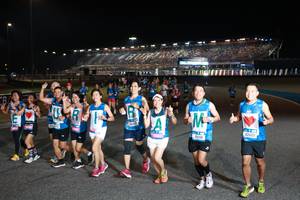 BIB: 4698, 69927
                            <button type="button" onclick="openModal(20797629)" class="btn btn-primary btn-sm float-right btn-popup" data-toggle="modal" data-target=".modal-high-quality">
                        <i class="fas fa-shopping-cart"></i> Add to Cart
                    </button>
                                            <button type="button" onclick="isThisMe(20797629, true)" class="btn btn-success btn-sm float-right btn-popup btn-isme hidden" data-toggle="tooltip" data-placement="bottom" title="นี่คือรูปของคุณใช่ไหม คลิกที่นี่เพื่อเอาเข้าอัลบั้ม">
                        <i class="fas fa-plus"></i> Add to album
                    </button>
                    <button type="button" onclick="isThisMe(20797629, false)" class="btn btn-warning btn-sm float-right btn-popup btn-isnotme hidden">
                        <i class="fas fa-ban"></i> Remove from album
                    </button>