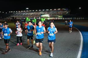 BIB: 42752, 43922, 43294
                            <button type="button" onclick="openModal(20778207)" class="btn btn-primary btn-sm float-right btn-popup" data-toggle="modal" data-target=".modal-high-quality">
                        <i class="fas fa-shopping-cart"></i> Add to Cart
                    </button>
                                            <button type="button" onclick="isThisMe(20778207, true)" class="btn btn-success btn-sm float-right btn-popup btn-isme hidden" data-toggle="tooltip" data-placement="bottom" title="นี่คือรูปของคุณใช่ไหม คลิกที่นี่เพื่อเอาเข้าอัลบั้ม">
                        <i class="fas fa-plus"></i> Add to album
                    </button>
                    <button type="button" onclick="isThisMe(20778207, false)" class="btn btn-warning btn-sm float-right btn-popup btn-isnotme hidden">
                        <i class="fas fa-ban"></i> Remove from album
                    </button>