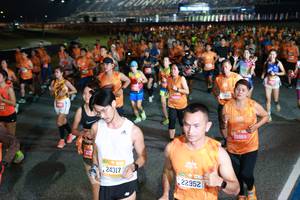 BIB: 232, 24317, 22952, 69892
                            <button type="button" onclick="openModal(20886525)" class="btn btn-primary btn-sm float-right btn-popup" data-toggle="modal" data-target=".modal-high-quality">
                        <i class="fas fa-shopping-cart"></i> Add to Cart
                    </button>
                                            <button type="button" onclick="isThisMe(20886525, true)" class="btn btn-success btn-sm float-right btn-popup btn-isme hidden" data-toggle="tooltip" data-placement="bottom" title="นี่คือรูปของคุณใช่ไหม คลิกที่นี่เพื่อเอาเข้าอัลบั้ม">
                        <i class="fas fa-plus"></i> Add to album
                    </button>
                    <button type="button" onclick="isThisMe(20886525, false)" class="btn btn-warning btn-sm float-right btn-popup btn-isnotme hidden">
                        <i class="fas fa-ban"></i> Remove from album
                    </button>