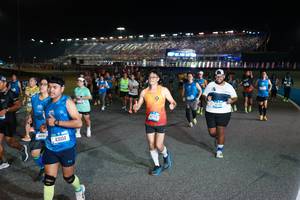 BIB: 44063, 82121
                            <button type="button" onclick="openModal(20788664)" class="btn btn-primary btn-sm float-right btn-popup" data-toggle="modal" data-target=".modal-high-quality">
                        <i class="fas fa-shopping-cart"></i> Add to Cart
                    </button>
                                            <button type="button" onclick="isThisMe(20788664, true)" class="btn btn-success btn-sm float-right btn-popup btn-isme hidden" data-toggle="tooltip" data-placement="bottom" title="นี่คือรูปของคุณใช่ไหม คลิกที่นี่เพื่อเอาเข้าอัลบั้ม">
                        <i class="fas fa-plus"></i> Add to album
                    </button>
                    <button type="button" onclick="isThisMe(20788664, false)" class="btn btn-warning btn-sm float-right btn-popup btn-isnotme hidden">
                        <i class="fas fa-ban"></i> Remove from album
                    </button>