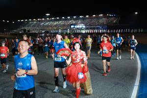 BIB: 42896
                            <button type="button" onclick="openModal(20772854)" class="btn btn-primary btn-sm float-right btn-popup" data-toggle="modal" data-target=".modal-high-quality">
                        <i class="fas fa-shopping-cart"></i> Add to Cart
                    </button>
                                            <button type="button" onclick="isThisMe(20772854, true)" class="btn btn-success btn-sm float-right btn-popup btn-isme hidden" data-toggle="tooltip" data-placement="bottom" title="นี่คือรูปของคุณใช่ไหม คลิกที่นี่เพื่อเอาเข้าอัลบั้ม">
                        <i class="fas fa-plus"></i> Add to album
                    </button>
                    <button type="button" onclick="isThisMe(20772854, false)" class="btn btn-warning btn-sm float-right btn-popup btn-isnotme hidden">
                        <i class="fas fa-ban"></i> Remove from album
                    </button>