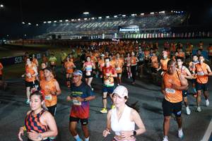 BIB: 21643, 22540, 77220
                            <button type="button" onclick="openModal(20880041)" class="btn btn-primary btn-sm float-right btn-popup" data-toggle="modal" data-target=".modal-high-quality">
                        <i class="fas fa-shopping-cart"></i> Add to Cart
                    </button>
                                            <button type="button" onclick="isThisMe(20880041, true)" class="btn btn-success btn-sm float-right btn-popup btn-isme hidden" data-toggle="tooltip" data-placement="bottom" title="นี่คือรูปของคุณใช่ไหม คลิกที่นี่เพื่อเอาเข้าอัลบั้ม">
                        <i class="fas fa-plus"></i> Add to album
                    </button>
                    <button type="button" onclick="isThisMe(20880041, false)" class="btn btn-warning btn-sm float-right btn-popup btn-isnotme hidden">
                        <i class="fas fa-ban"></i> Remove from album
                    </button>