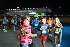 BIB: 40601
                            <button type="button" onclick="openModal(20768163)" class="btn btn-primary btn-sm float-right btn-popup" data-toggle="modal" data-target=".modal-high-quality">
                        <i class="fas fa-shopping-cart"></i> Add to Cart
                    </button>
                                            <button type="button" onclick="isThisMe(20768163, true)" class="btn btn-success btn-sm float-right btn-popup btn-isme hidden" data-toggle="tooltip" data-placement="bottom" title="นี่คือรูปของคุณใช่ไหม คลิกที่นี่เพื่อเอาเข้าอัลบั้ม">
                        <i class="fas fa-plus"></i> Add to album
                    </button>
                    <button type="button" onclick="isThisMe(20768163, false)" class="btn btn-warning btn-sm float-right btn-popup btn-isnotme hidden">
                        <i class="fas fa-ban"></i> Remove from album
                    </button>