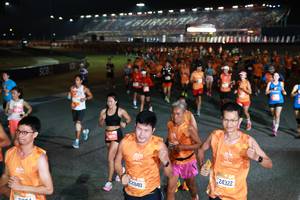 BIB: 070, 22840, 24322
                            <button type="button" onclick="openModal(20858456)" class="btn btn-primary btn-sm float-right btn-popup" data-toggle="modal" data-target=".modal-high-quality">
                        <i class="fas fa-shopping-cart"></i> Add to Cart
                    </button>
                                            <button type="button" onclick="isThisMe(20858456, true)" class="btn btn-success btn-sm float-right btn-popup btn-isme hidden" data-toggle="tooltip" data-placement="bottom" title="นี่คือรูปของคุณใช่ไหม คลิกที่นี่เพื่อเอาเข้าอัลบั้ม">
                        <i class="fas fa-plus"></i> Add to album
                    </button>
                    <button type="button" onclick="isThisMe(20858456, false)" class="btn btn-warning btn-sm float-right btn-popup btn-isnotme hidden">
                        <i class="fas fa-ban"></i> Remove from album
                    </button>