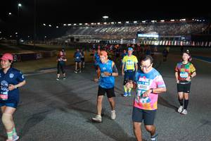 BIB: 928, 44001, 102900
                            <button type="button" onclick="openModal(20791181)" class="btn btn-primary btn-sm float-right btn-popup" data-toggle="modal" data-target=".modal-high-quality">
                        <i class="fas fa-shopping-cart"></i> Add to Cart
                    </button>
                                            <button type="button" onclick="isThisMe(20791181, true)" class="btn btn-success btn-sm float-right btn-popup btn-isme hidden" data-toggle="tooltip" data-placement="bottom" title="นี่คือรูปของคุณใช่ไหม คลิกที่นี่เพื่อเอาเข้าอัลบั้ม">
                        <i class="fas fa-plus"></i> Add to album
                    </button>
                    <button type="button" onclick="isThisMe(20791181, false)" class="btn btn-warning btn-sm float-right btn-popup btn-isnotme hidden">
                        <i class="fas fa-ban"></i> Remove from album
                    </button>