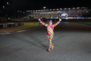 BIB: 
                            <button type="button" onclick="openModal(20805025)" class="btn btn-primary btn-sm float-right btn-popup" data-toggle="modal" data-target=".modal-high-quality">
                        <i class="fas fa-shopping-cart"></i> Add to Cart
                    </button>
                                            <button type="button" onclick="isThisMe(20805025, true)" class="btn btn-success btn-sm float-right btn-popup btn-isme hidden" data-toggle="tooltip" data-placement="bottom" title="นี่คือรูปของคุณใช่ไหม คลิกที่นี่เพื่อเอาเข้าอัลบั้ม">
                        <i class="fas fa-plus"></i> Add to album
                    </button>
                    <button type="button" onclick="isThisMe(20805025, false)" class="btn btn-warning btn-sm float-right btn-popup btn-isnotme hidden">
                        <i class="fas fa-ban"></i> Remove from album
                    </button>