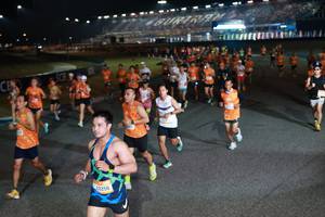 BIB: 22256
                            <button type="button" onclick="openModal(20839571)" class="btn btn-primary btn-sm float-right btn-popup" data-toggle="modal" data-target=".modal-high-quality">
                        <i class="fas fa-shopping-cart"></i> Add to Cart
                    </button>
                                            <button type="button" onclick="isThisMe(20839571, true)" class="btn btn-success btn-sm float-right btn-popup btn-isme hidden" data-toggle="tooltip" data-placement="bottom" title="นี่คือรูปของคุณใช่ไหม คลิกที่นี่เพื่อเอาเข้าอัลบั้ม">
                        <i class="fas fa-plus"></i> Add to album
                    </button>
                    <button type="button" onclick="isThisMe(20839571, false)" class="btn btn-warning btn-sm float-right btn-popup btn-isnotme hidden">
                        <i class="fas fa-ban"></i> Remove from album
                    </button>