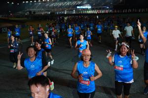 BIB: 14050, 15268
                            <button type="button" onclick="openModal(21261908)" class="btn btn-primary btn-sm float-right btn-popup" data-toggle="modal" data-target=".modal-high-quality">
                        <i class="fas fa-shopping-cart"></i> Add to Cart
                    </button>
                                            <button type="button" onclick="isThisMe(21261908, true)" class="btn btn-success btn-sm float-right btn-popup btn-isme hidden" data-toggle="tooltip" data-placement="bottom" title="นี่คือรูปของคุณใช่ไหม คลิกที่นี่เพื่อเอาเข้าอัลบั้ม">
                        <i class="fas fa-plus"></i> Add to album
                    </button>
                    <button type="button" onclick="isThisMe(21261908, false)" class="btn btn-warning btn-sm float-right btn-popup btn-isnotme hidden">
                        <i class="fas fa-ban"></i> Remove from album
                    </button>