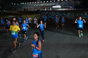 BIB: 505, 13013
                            <button type="button" onclick="openModal(21247117)" class="btn btn-primary btn-sm float-right btn-popup" data-toggle="modal" data-target=".modal-high-quality">
                        <i class="fas fa-shopping-cart"></i> Add to Cart
                    </button>
                                            <button type="button" onclick="isThisMe(21247117, true)" class="btn btn-success btn-sm float-right btn-popup btn-isme hidden" data-toggle="tooltip" data-placement="bottom" title="นี่คือรูปของคุณใช่ไหม คลิกที่นี่เพื่อเอาเข้าอัลบั้ม">
                        <i class="fas fa-plus"></i> Add to album
                    </button>
                    <button type="button" onclick="isThisMe(21247117, false)" class="btn btn-warning btn-sm float-right btn-popup btn-isnotme hidden">
                        <i class="fas fa-ban"></i> Remove from album
                    </button>