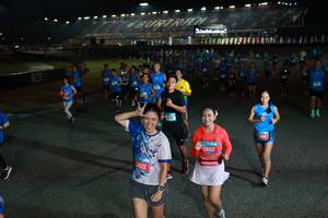 BIB: 13621, 13022, 13013
                            <button type="button" onclick="openModal(21247100)" class="btn btn-primary btn-sm float-right btn-popup" data-toggle="modal" data-target=".modal-high-quality">
                        <i class="fas fa-shopping-cart"></i> Add to Cart
                    </button>
                                            <button type="button" onclick="isThisMe(21247100, true)" class="btn btn-success btn-sm float-right btn-popup btn-isme hidden" data-toggle="tooltip" data-placement="bottom" title="นี่คือรูปของคุณใช่ไหม คลิกที่นี่เพื่อเอาเข้าอัลบั้ม">
                        <i class="fas fa-plus"></i> Add to album
                    </button>
                    <button type="button" onclick="isThisMe(21247100, false)" class="btn btn-warning btn-sm float-right btn-popup btn-isnotme hidden">
                        <i class="fas fa-ban"></i> Remove from album
                    </button>