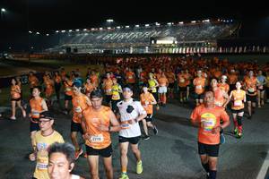 BIB: 20558, 23716, 7259, 185
                            <button type="button" onclick="openModal(21147492)" class="btn btn-primary btn-sm float-right btn-popup" data-toggle="modal" data-target=".modal-high-quality">
                        <i class="fas fa-shopping-cart"></i> Add to Cart
                    </button>
                                            <button type="button" onclick="isThisMe(21147492, true)" class="btn btn-success btn-sm float-right btn-popup btn-isme hidden" data-toggle="tooltip" data-placement="bottom" title="นี่คือรูปของคุณใช่ไหม คลิกที่นี่เพื่อเอาเข้าอัลบั้ม">
                        <i class="fas fa-plus"></i> Add to album
                    </button>
                    <button type="button" onclick="isThisMe(21147492, false)" class="btn btn-warning btn-sm float-right btn-popup btn-isnotme hidden">
                        <i class="fas fa-ban"></i> Remove from album
                    </button>