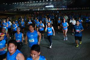 BIB: 13640, 11320, 139
                            <button type="button" onclick="openModal(21286379)" class="btn btn-primary btn-sm float-right btn-popup" data-toggle="modal" data-target=".modal-high-quality">
                        <i class="fas fa-shopping-cart"></i> Add to Cart
                    </button>
                                            <button type="button" onclick="isThisMe(21286379, true)" class="btn btn-success btn-sm float-right btn-popup btn-isme hidden" data-toggle="tooltip" data-placement="bottom" title="นี่คือรูปของคุณใช่ไหม คลิกที่นี่เพื่อเอาเข้าอัลบั้ม">
                        <i class="fas fa-plus"></i> Add to album
                    </button>
                    <button type="button" onclick="isThisMe(21286379, false)" class="btn btn-warning btn-sm float-right btn-popup btn-isnotme hidden">
                        <i class="fas fa-ban"></i> Remove from album
                    </button>