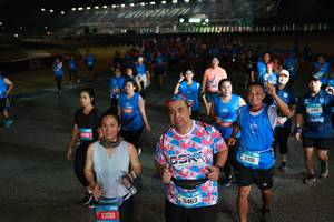 BIB: 14810, 13018, 11463, 11456, 195
                            <button type="button" onclick="openModal(21313146)" class="btn btn-primary btn-sm float-right btn-popup" data-toggle="modal" data-target=".modal-high-quality">
                        <i class="fas fa-shopping-cart"></i> Add to Cart
                    </button>
                                            <button type="button" onclick="isThisMe(21313146, true)" class="btn btn-success btn-sm float-right btn-popup btn-isme hidden" data-toggle="tooltip" data-placement="bottom" title="นี่คือรูปของคุณใช่ไหม คลิกที่นี่เพื่อเอาเข้าอัลบั้ม">
                        <i class="fas fa-plus"></i> Add to album
                    </button>
                    <button type="button" onclick="isThisMe(21313146, false)" class="btn btn-warning btn-sm float-right btn-popup btn-isnotme hidden">
                        <i class="fas fa-ban"></i> Remove from album
                    </button>