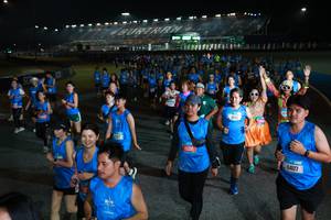 BIB: 3007, 15218, 11407
                            <button type="button" onclick="openModal(21296370)" class="btn btn-primary btn-sm float-right btn-popup" data-toggle="modal" data-target=".modal-high-quality">
                        <i class="fas fa-shopping-cart"></i> Add to Cart
                    </button>
                                            <button type="button" onclick="isThisMe(21296370, true)" class="btn btn-success btn-sm float-right btn-popup btn-isme hidden" data-toggle="tooltip" data-placement="bottom" title="นี่คือรูปของคุณใช่ไหม คลิกที่นี่เพื่อเอาเข้าอัลบั้ม">
                        <i class="fas fa-plus"></i> Add to album
                    </button>
                    <button type="button" onclick="isThisMe(21296370, false)" class="btn btn-warning btn-sm float-right btn-popup btn-isnotme hidden">
                        <i class="fas fa-ban"></i> Remove from album
                    </button>