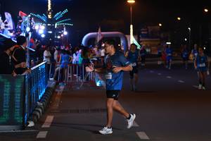 BIB: 
                            <button type="button" onclick="openModal(21501619)" class="btn btn-primary btn-sm float-right btn-popup" data-toggle="modal" data-target=".modal-high-quality">
                        <i class="fas fa-shopping-cart"></i> Add to Cart
                    </button>
                                            <button type="button" onclick="isThisMe(21501619, true)" class="btn btn-success btn-sm float-right btn-popup btn-isme hidden" data-toggle="tooltip" data-placement="bottom" title="นี่คือรูปของคุณใช่ไหม คลิกที่นี่เพื่อเอาเข้าอัลบั้ม">
                        <i class="fas fa-plus"></i> Add to album
                    </button>
                    <button type="button" onclick="isThisMe(21501619, false)" class="btn btn-warning btn-sm float-right btn-popup btn-isnotme hidden">
                        <i class="fas fa-ban"></i> Remove from album
                    </button>