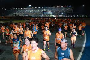 BIB: 25350, 50023, 2323
                            <button type="button" onclick="openModal(21168495)" class="btn btn-primary btn-sm float-right btn-popup" data-toggle="modal" data-target=".modal-high-quality">
                        <i class="fas fa-shopping-cart"></i> Add to Cart
                    </button>
                                            <button type="button" onclick="isThisMe(21168495, true)" class="btn btn-success btn-sm float-right btn-popup btn-isme hidden" data-toggle="tooltip" data-placement="bottom" title="นี่คือรูปของคุณใช่ไหม คลิกที่นี่เพื่อเอาเข้าอัลบั้ม">
                        <i class="fas fa-plus"></i> Add to album
                    </button>
                    <button type="button" onclick="isThisMe(21168495, false)" class="btn btn-warning btn-sm float-right btn-popup btn-isnotme hidden">
                        <i class="fas fa-ban"></i> Remove from album
                    </button>