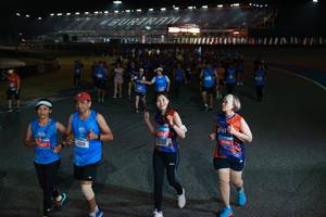 BIB: 617, 101219, 154
                            <button type="button" onclick="openModal(21321316)" class="btn btn-primary btn-sm float-right btn-popup" data-toggle="modal" data-target=".modal-high-quality">
                        <i class="fas fa-shopping-cart"></i> Add to Cart
                    </button>
                                            <button type="button" onclick="isThisMe(21321316, true)" class="btn btn-success btn-sm float-right btn-popup btn-isme hidden" data-toggle="tooltip" data-placement="bottom" title="นี่คือรูปของคุณใช่ไหม คลิกที่นี่เพื่อเอาเข้าอัลบั้ม">
                        <i class="fas fa-plus"></i> Add to album
                    </button>
                    <button type="button" onclick="isThisMe(21321316, false)" class="btn btn-warning btn-sm float-right btn-popup btn-isnotme hidden">
                        <i class="fas fa-ban"></i> Remove from album
                    </button>