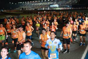 BIB: 230, 23206, 24280
                            <button type="button" onclick="openModal(21185846)" class="btn btn-primary btn-sm float-right btn-popup" data-toggle="modal" data-target=".modal-high-quality">
                        <i class="fas fa-shopping-cart"></i> Add to Cart
                    </button>
                                            <button type="button" onclick="isThisMe(21185846, true)" class="btn btn-success btn-sm float-right btn-popup btn-isme hidden" data-toggle="tooltip" data-placement="bottom" title="นี่คือรูปของคุณใช่ไหม คลิกที่นี่เพื่อเอาเข้าอัลบั้ม">
                        <i class="fas fa-plus"></i> Add to album
                    </button>
                    <button type="button" onclick="isThisMe(21185846, false)" class="btn btn-warning btn-sm float-right btn-popup btn-isnotme hidden">
                        <i class="fas fa-ban"></i> Remove from album
                    </button>